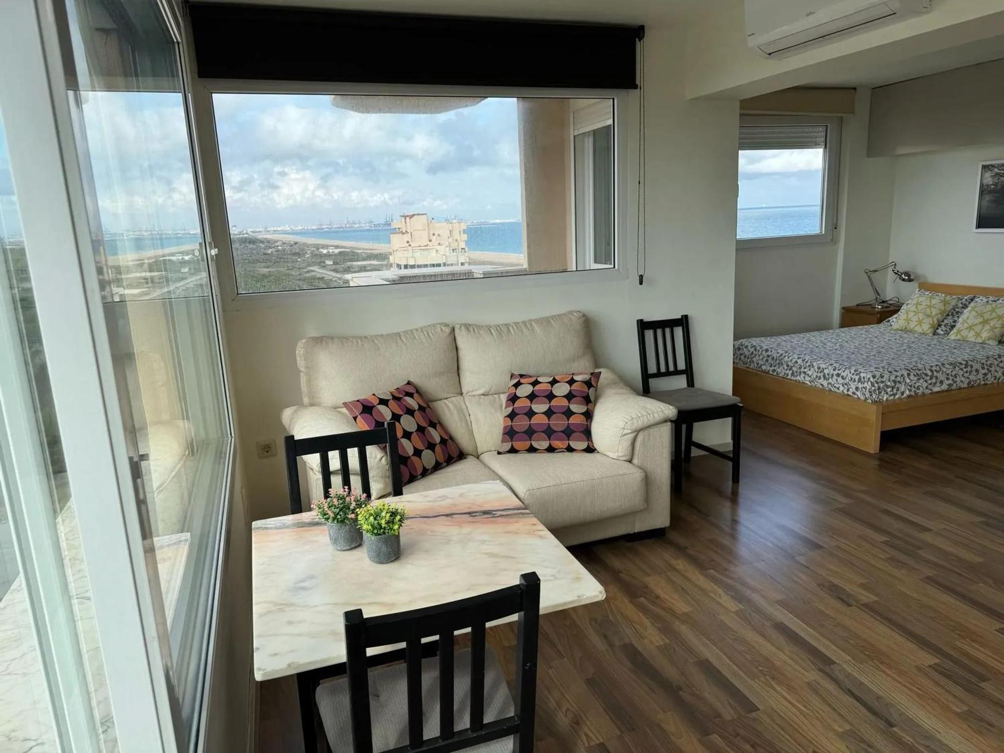 Spacious Apartment In Valencia With Sea View - 160 Sqm Kültér fotó