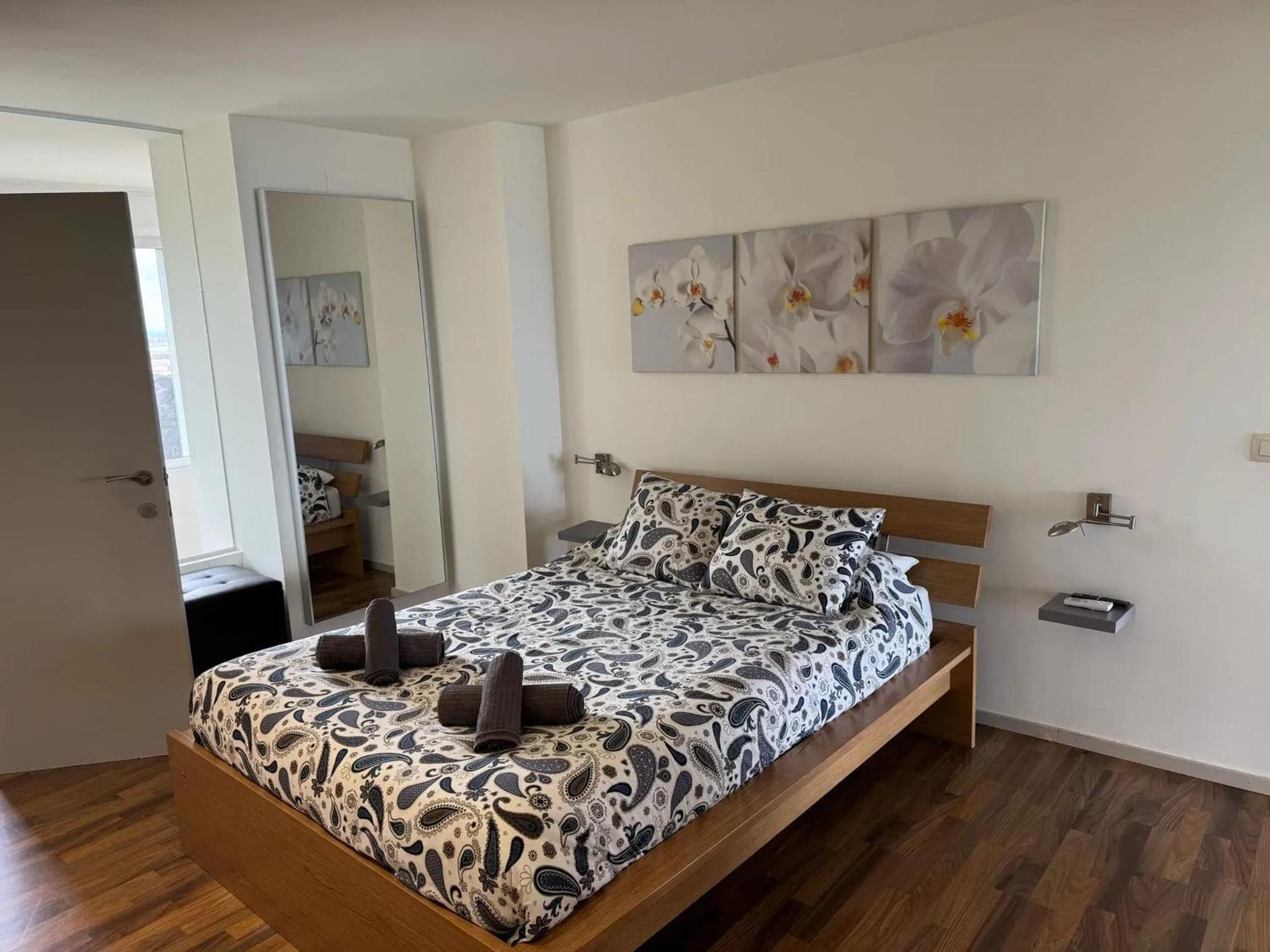 Spacious Apartment In Valencia With Sea View - 160 Sqm Kültér fotó